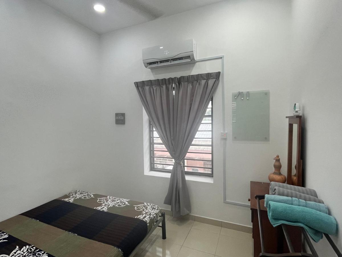 Kul Rest House Labu Exterior photo